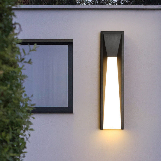 GeoBeam Outdoor Waterproof Wall Light