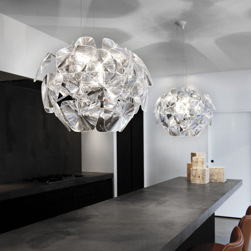 led-acrylic-apple-form-branch-chandelier-1_4167787e-7adb-4c1d-99a5-67a4406cc244.jpg